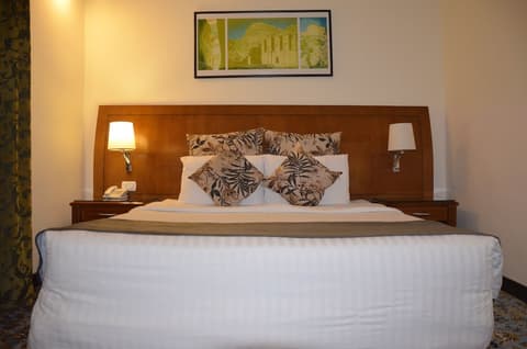 Amra Palace International Hotel, Room