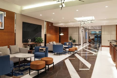 Sheraton The Walk, Dubai, Lobby