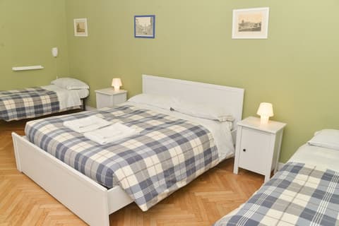 Colazione Al Vaticano, Room