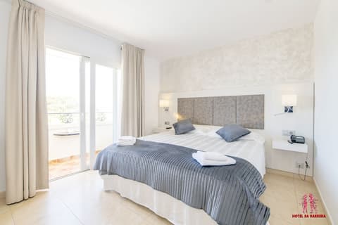 Hotel Sa Barrera - Adults Only, Room