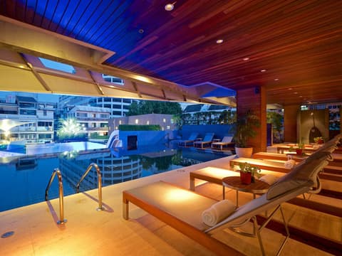 LiT BANGKOK Hotel, Outdoor pool