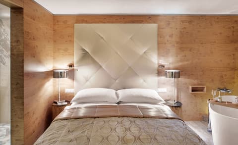 Giardino Mountain, Room