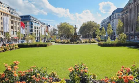 Living Hotel Düsseldorf, City view from property