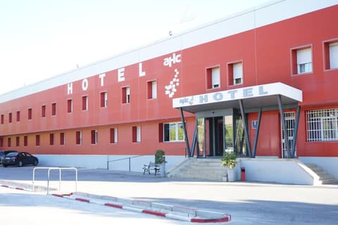 Hotel AHC Cáceres, Exterior