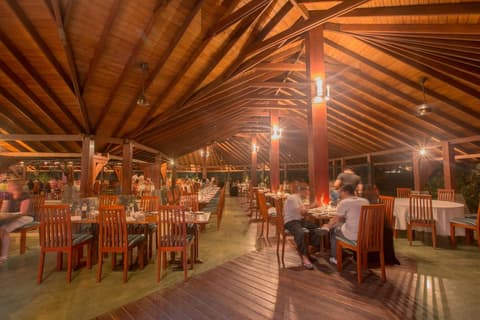 The Palms, Breakfast area