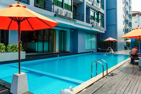 Vogue Pattaya Hotel, Outdoor pool