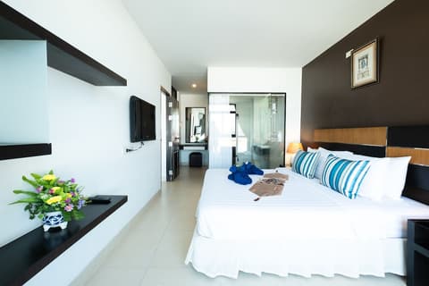 Vogue Pattaya Hotel, Room