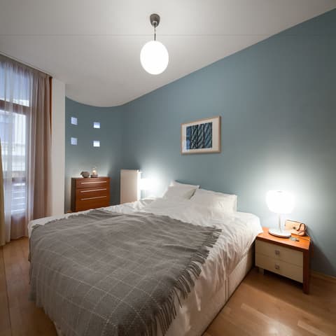 Lord Residence, Room