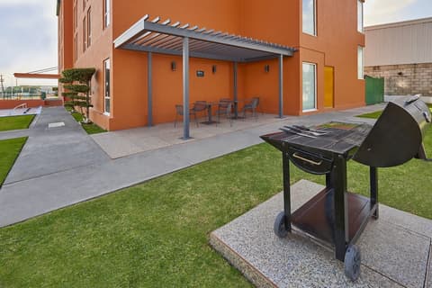 City Express Junior by Marriott Guadalajara Periférico Sur, Exterior