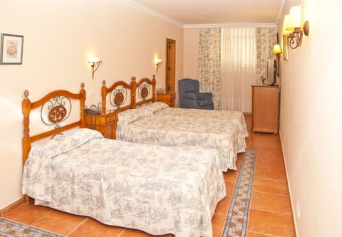 Hotel Santo Domingo De Silos, Room