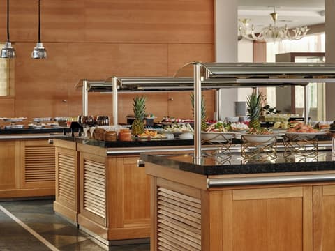 Atlantica Grand Mediterraneo Resort - Adults Only, Buffet
