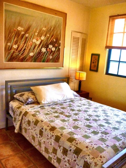 Sea Gate Hotel, Room