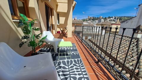 Nest Style Granada, Room