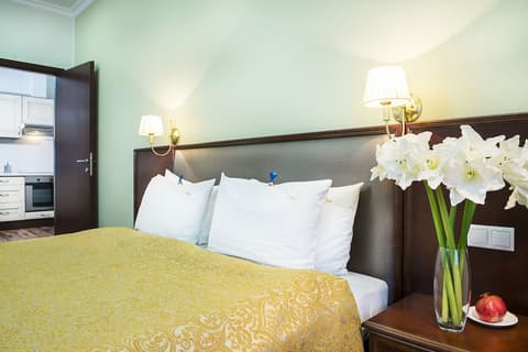Greguar Hotel & Apartments, Room