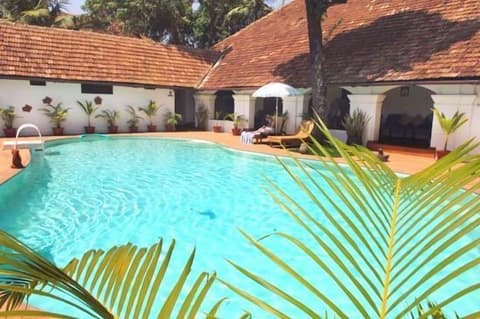 Raheem Residency, Pool