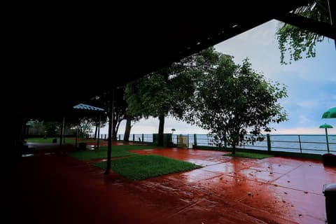 Illikkalam Lakeside Cottages, Front of property