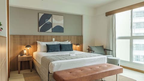 Saint Moritz Hplus Express, Room