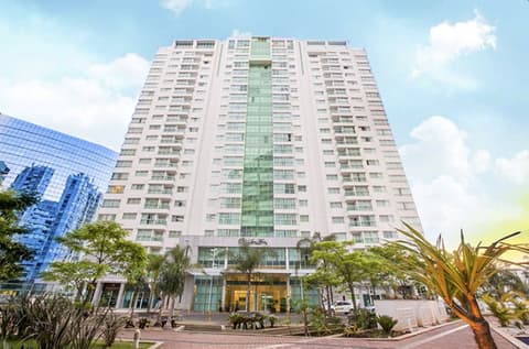 Saint Moritz Hplus Express, Exterior