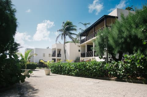 Ocean Spray Apartments, Reception