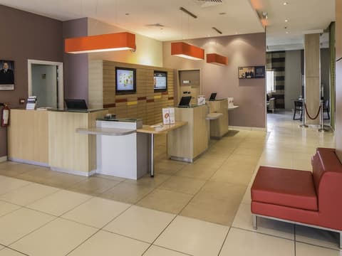 ibis Constantine, Reception