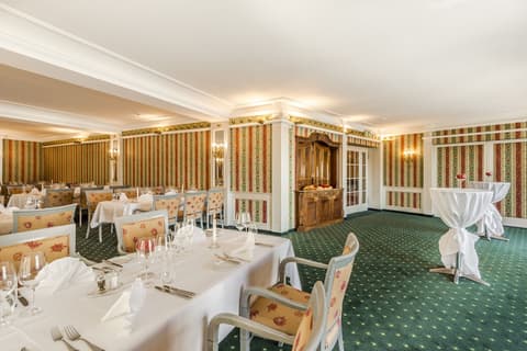 Hotel Alpina, Restaurant