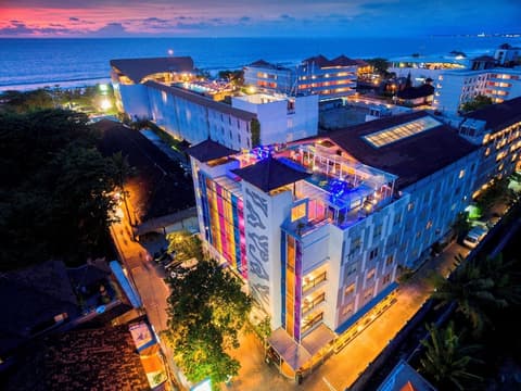 Kuta Beach Hotel, Exterior