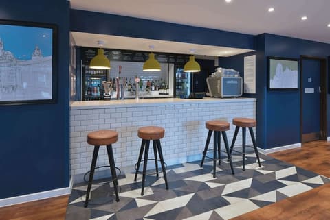 Travelodge Liverpool Central The Strand Hotel, 