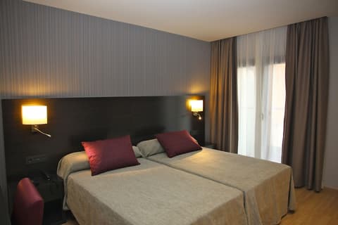 Petit Palau - Adults Only, Room