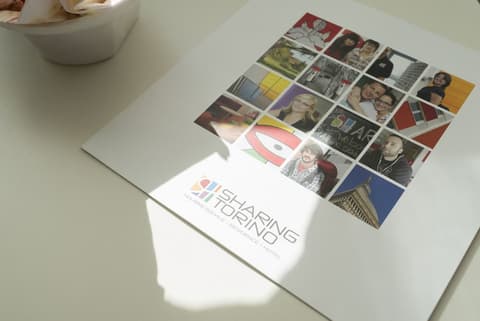 Hotel Sharing, Interior entrance