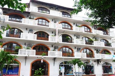 Hotel Hacienda de Vallarta Centro, Exterior