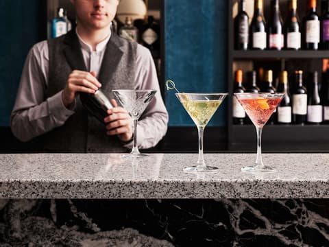 Hyatt Regency London Stratford, Restaurant