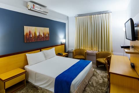 Hotel Augusta Boulevard, Room