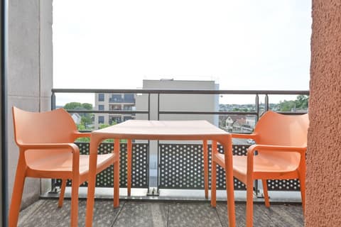 Comfort Aparthotel Versailles Saint Cyr l'Ecole, Room