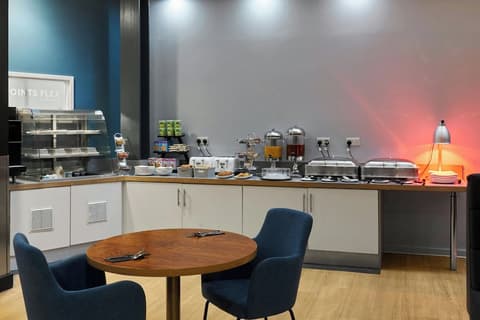 Four Points Flex by Sheraton Newcastle, Breakfast meal