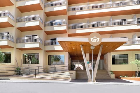 tent Bahia de Palma, Exterior