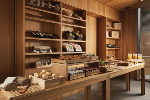 Eden Hotel, Breakfast area