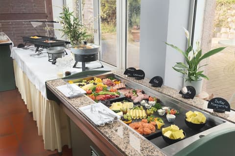 Trip Inn Hotel Egelsbach Frankfurt (ehemals ACHAT Hotel Egelsbach Frankfurt), Breakfast buffet