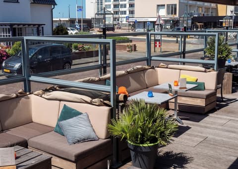 Heeren van Noortwyck, Terrace/patio