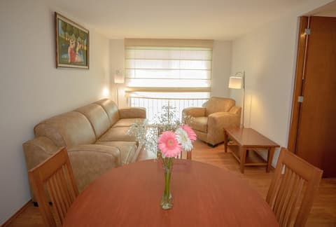 Residence L'heritage Aristóteles 140 by Bluebay, Room