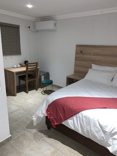 The Hill Hotel and Conference Centre, 