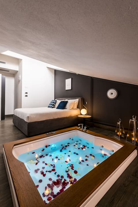 Design Club Collection, Room