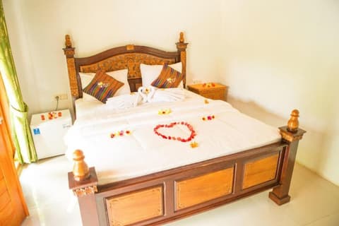 Green Kubu Asri Villa, Room