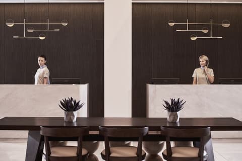 Mare Paphos, Reception