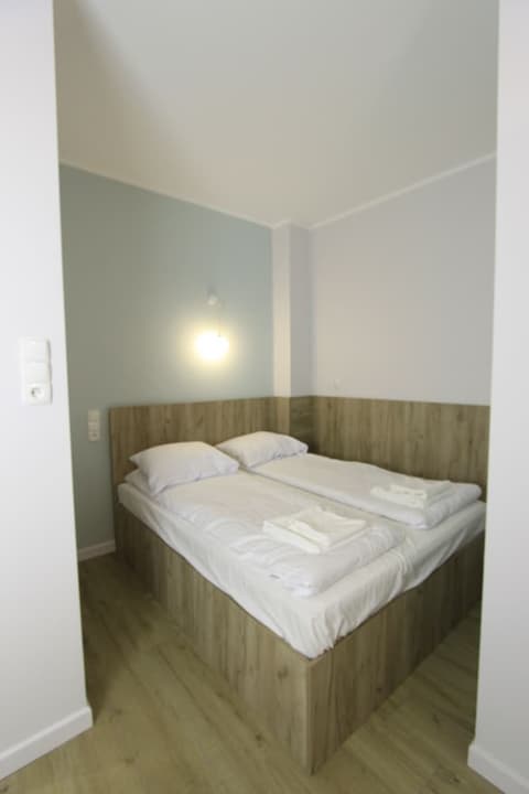 Łazienna Premier, Room