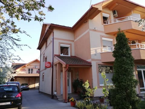 Apartments  Bella Mare Belgrade, Parking