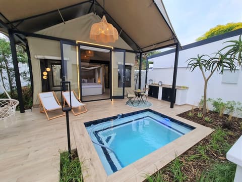 MINT Hotel 84 on Katherine, View from room