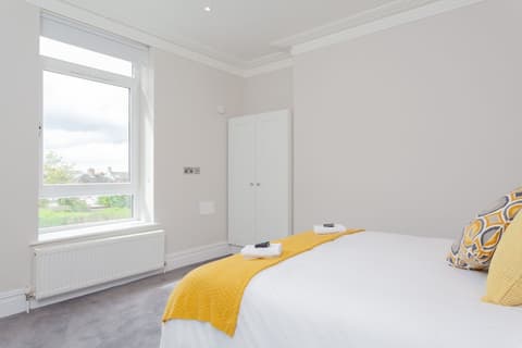 The Ulsterville Residences, Room