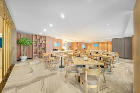 Holiday Inn Express Harbin Songbei New District by IHG, Breakfast area