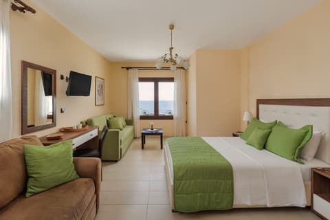 Costa Smeralda, Room