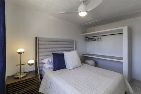 Cuale Condo Retreats, Room